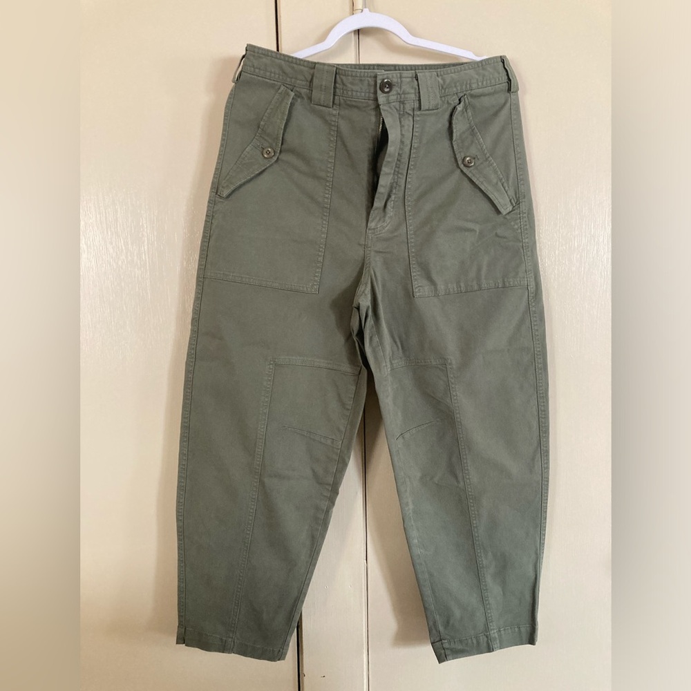 Banana Republic Military Green Cargo Pant size 10
